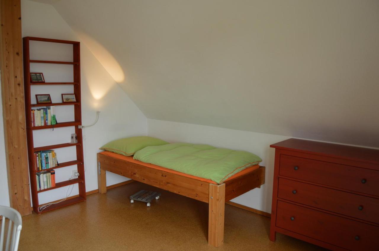 Haus 'Am Emberg' Appartement Keulen Buitenkant foto