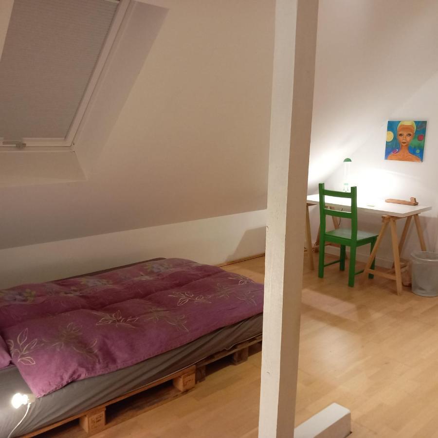 Haus 'Am Emberg' Appartement Keulen Buitenkant foto